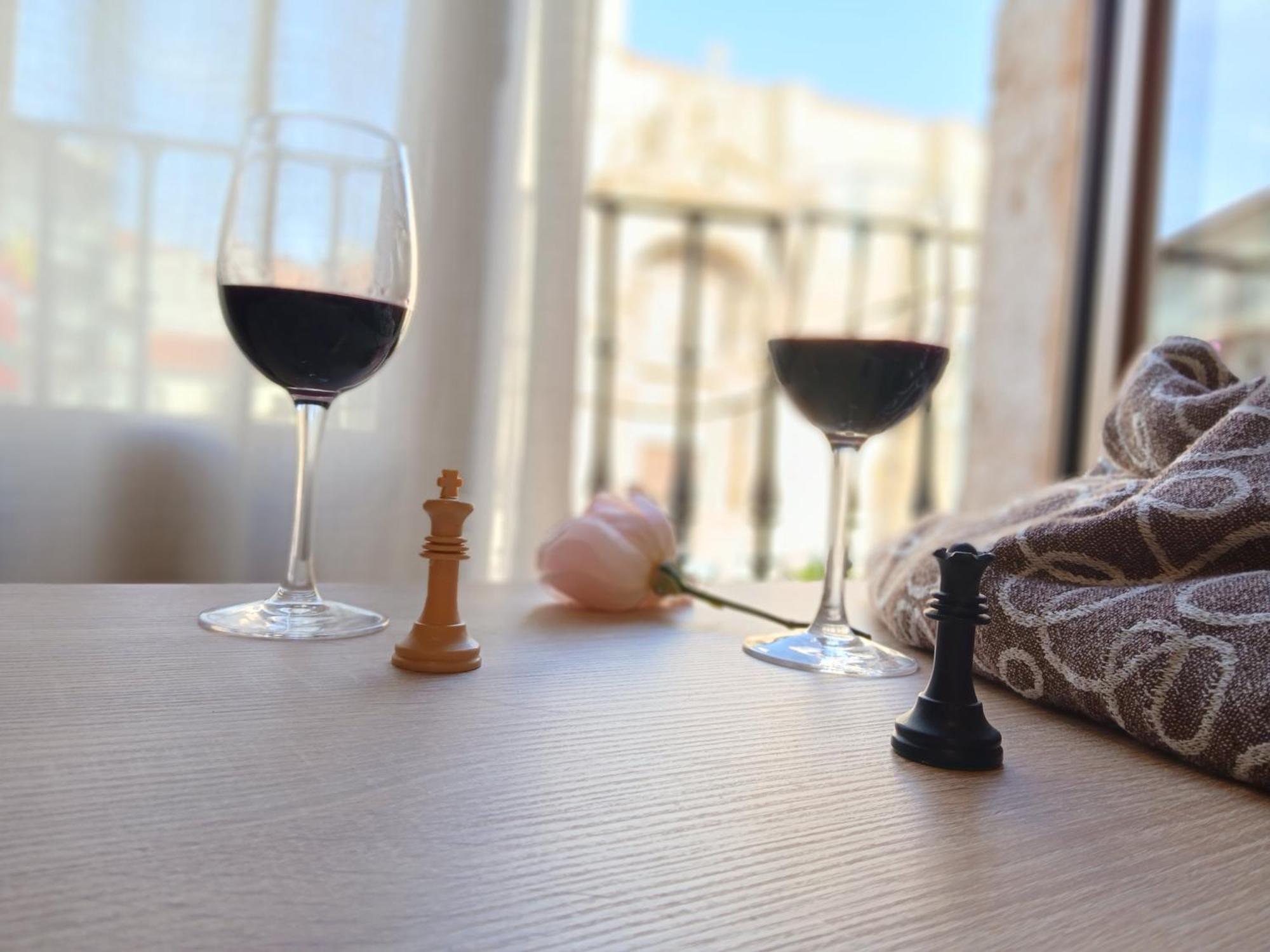 Apartamentos Turisticos Empecinado Roa Luaran gambar